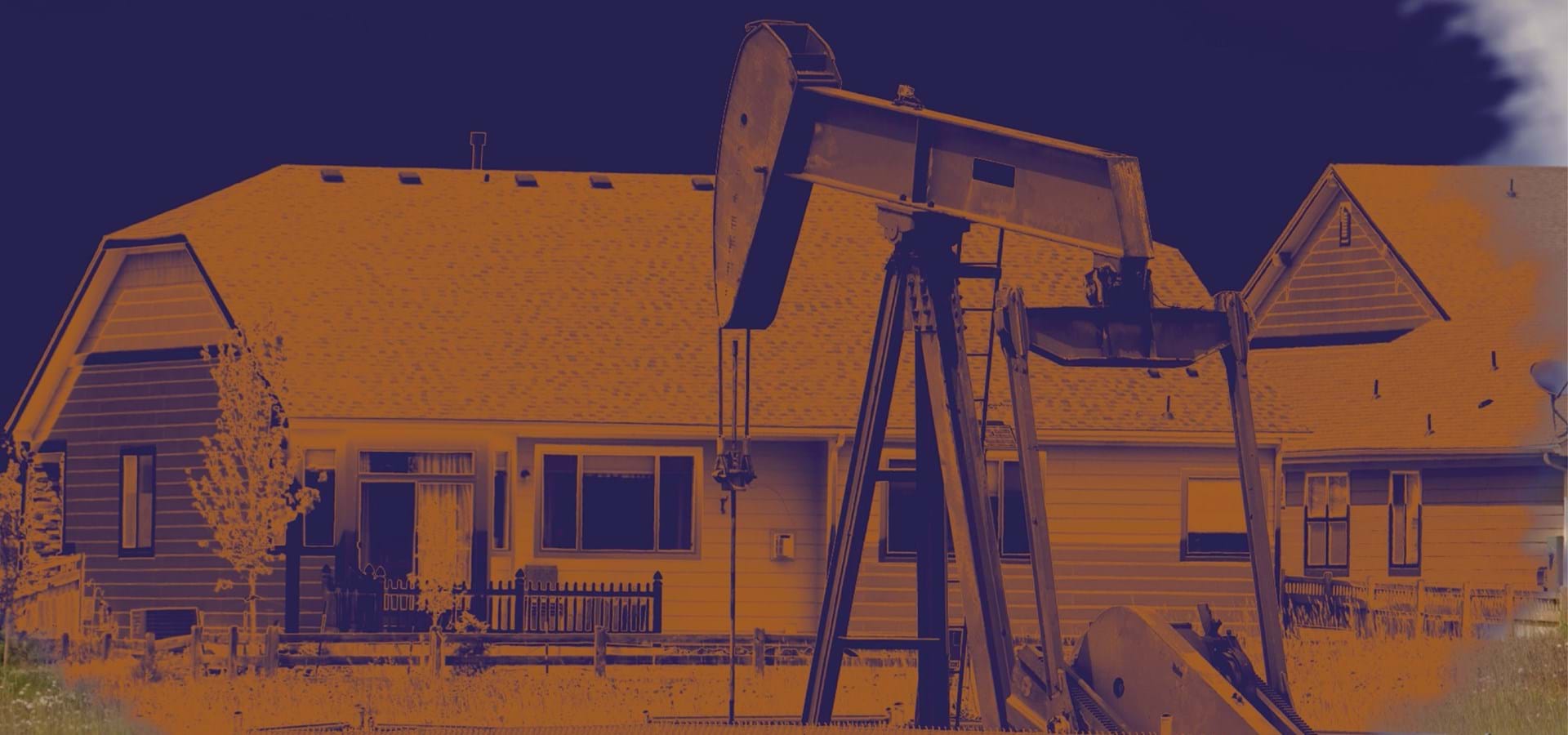 Abandoned oil well in front of a US home